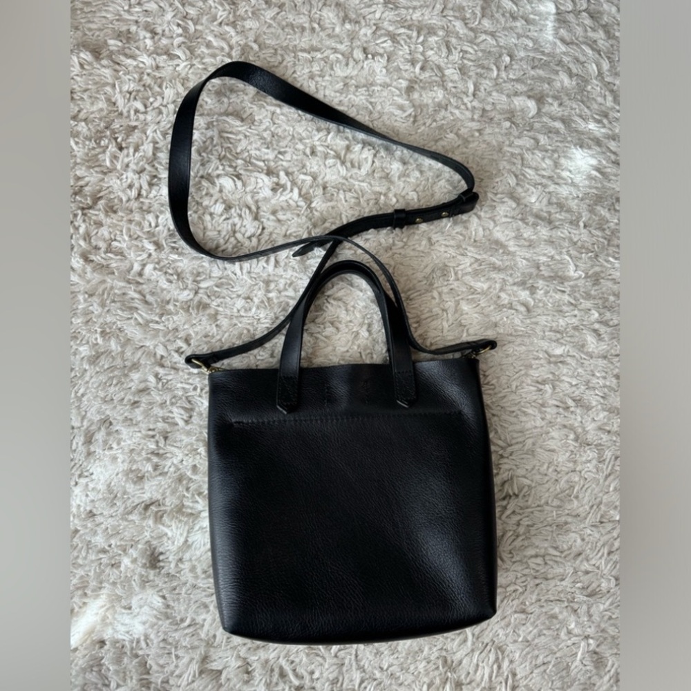 Madewell Small Transport black leather crossbody bag